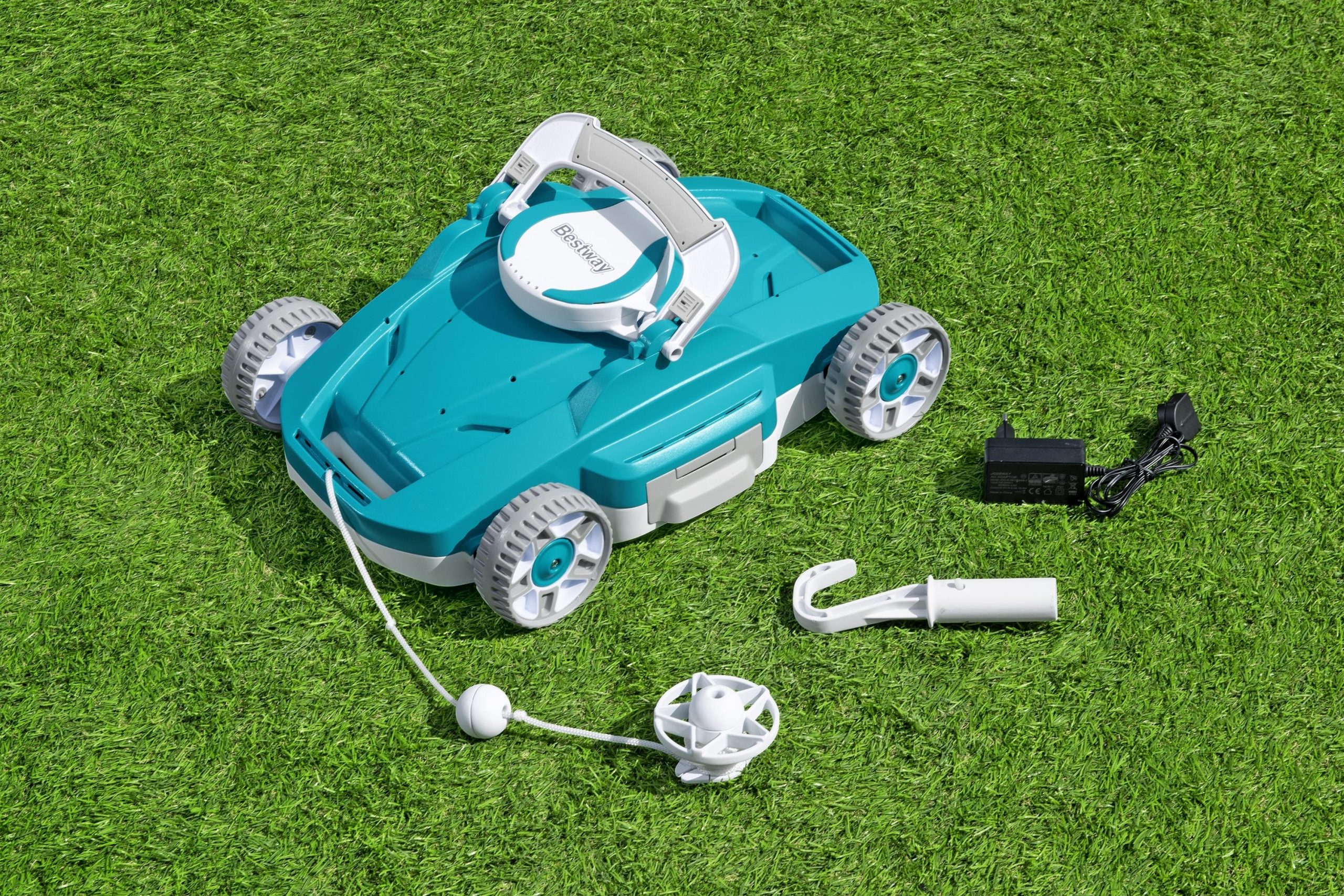 Bestway AquaTronix G200 Automatic Robotic Pool Vacuum - Image 4